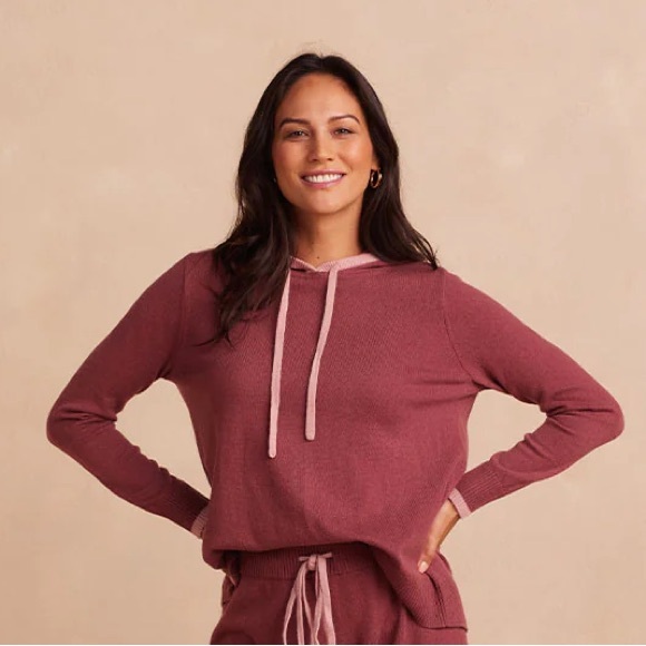 SUMMERSALT women’s The Coziest Cashmere Blend Hoodie - Picture 3 of 16